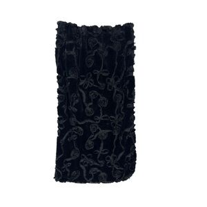 Ruyi Elegant Black Velvet Rosette Floral Women's Scarf Wrap